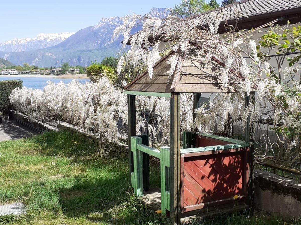 La Perla del Lago Calceranica al Lago Exterior foto