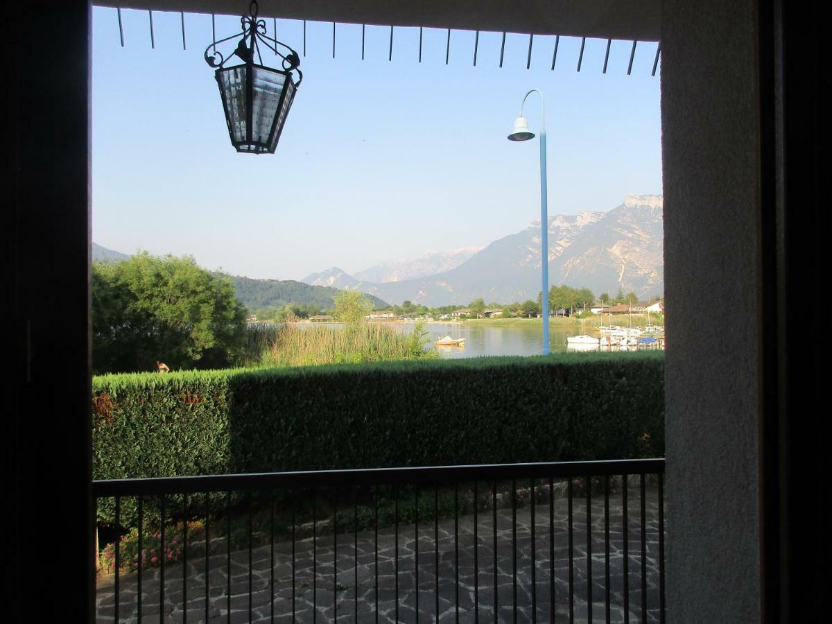 La Perla del Lago Calceranica al Lago Exterior foto